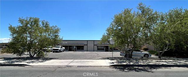 15353 Bonanza, Victorville