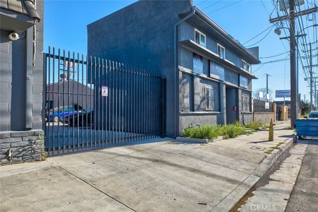 11686 Sheldon Street, Sun Valley