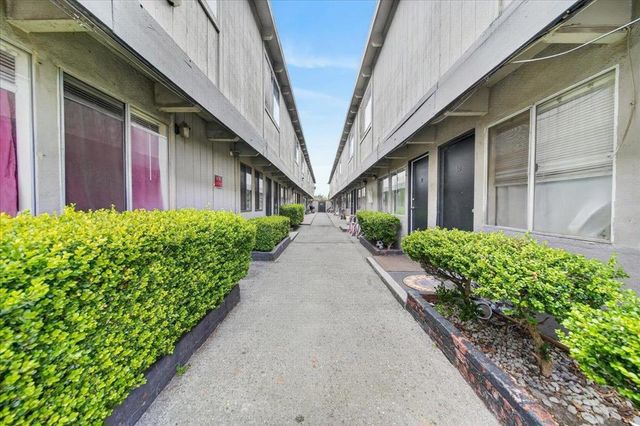 11320 Sanchez Street, Castroville