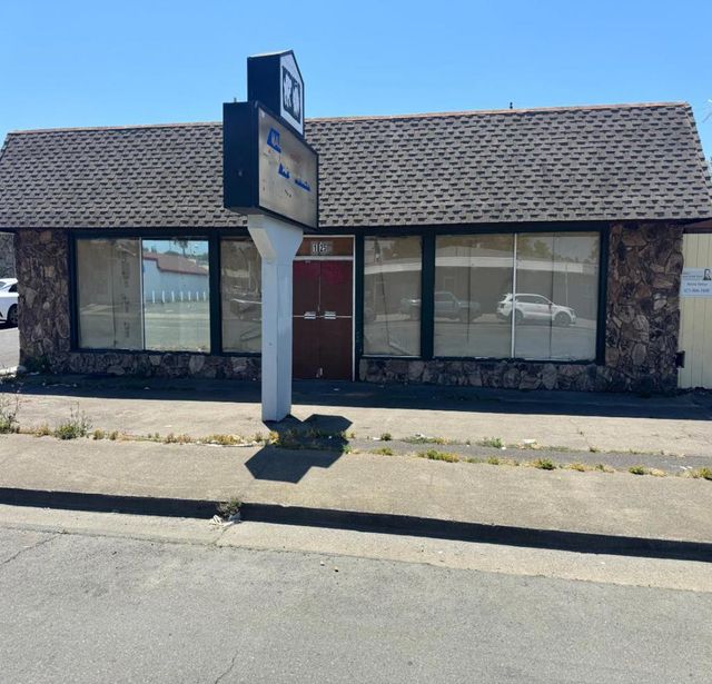 1825 Springs Road, Vallejo