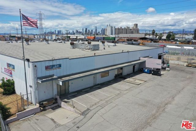 2915 E Washington Boulevard, Los Angeles