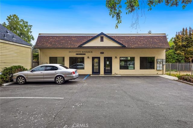 4070 West, Cambria