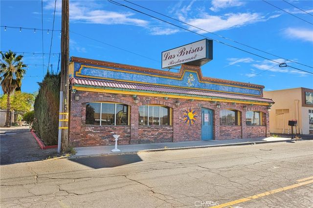 21919 Us Highway 18, Apple Valley