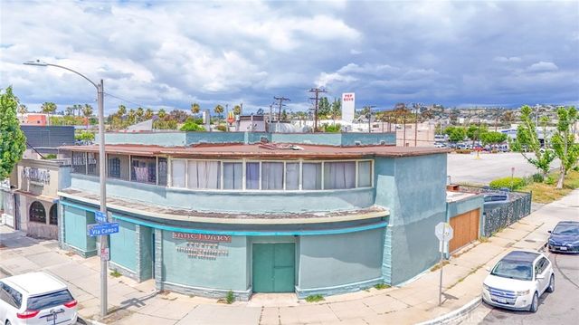 5221 E Beverly Boulevard, Los Angeles