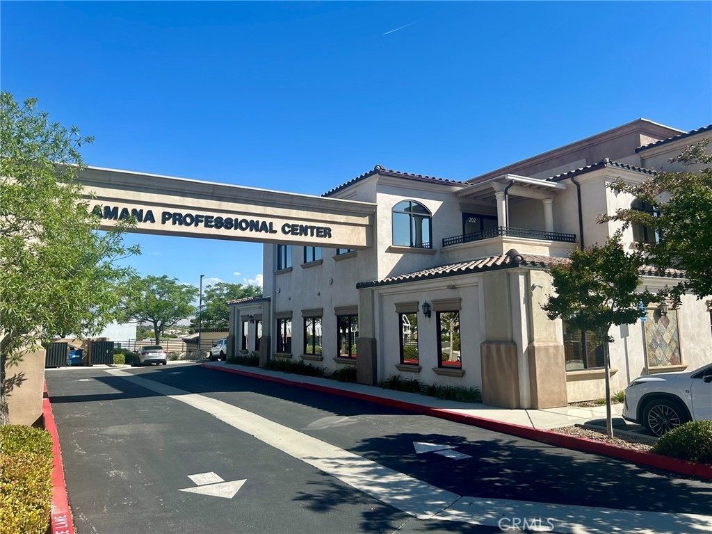 16191 Kamana Road # 203, Apple Valley