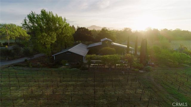 766 Westside, Healdsburg