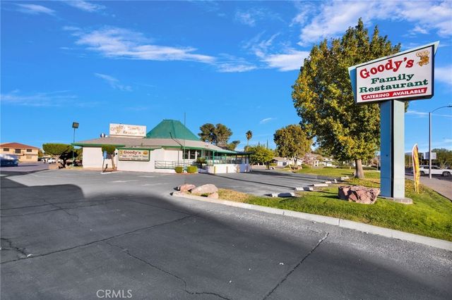 14096 Green Tree Boulevard, Victorville