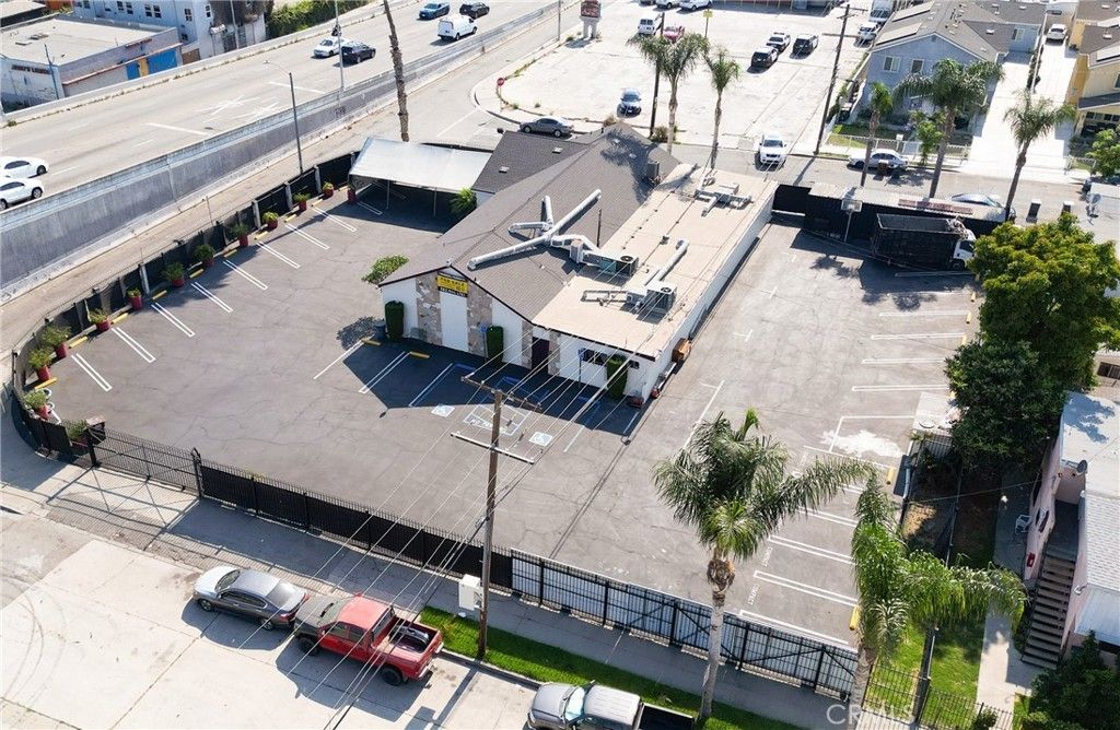 147 E Rosecrans Avenue, Compton