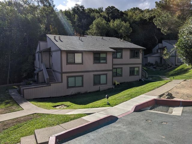 1 Clay Court, Novato