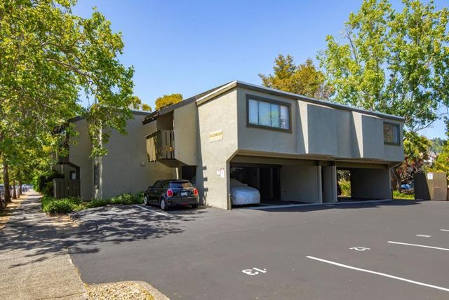 517 B Street, San Rafael
