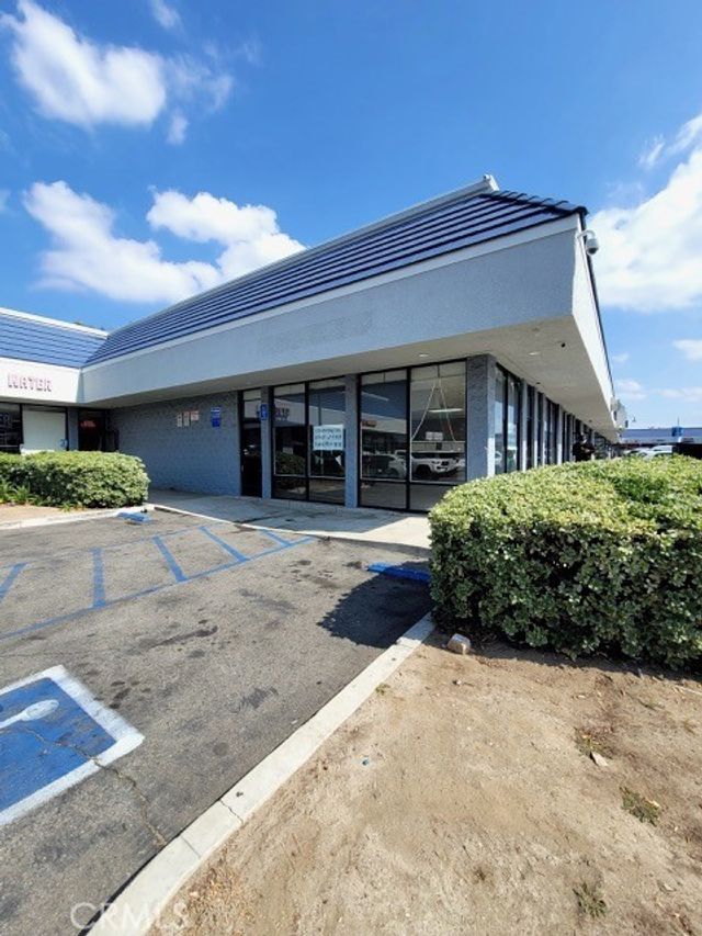 1572 Orange, Redlands