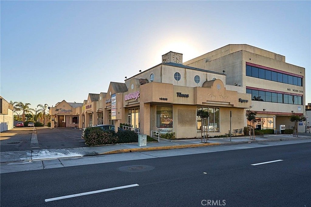 16008 S Western, Gardena