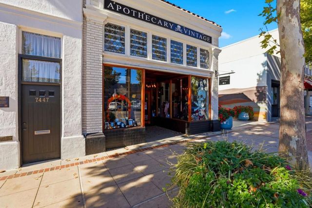 7451 Monterey Road, Gilroy