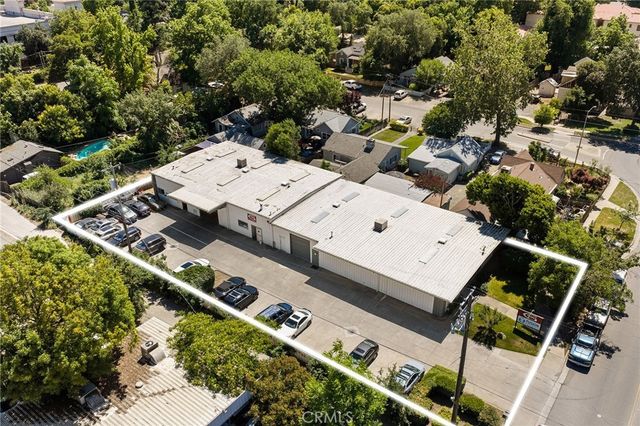135 W 8th, Chico