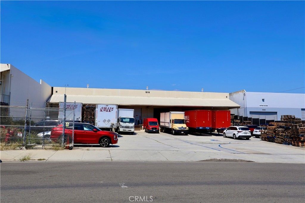 1616 Beach, Montebello