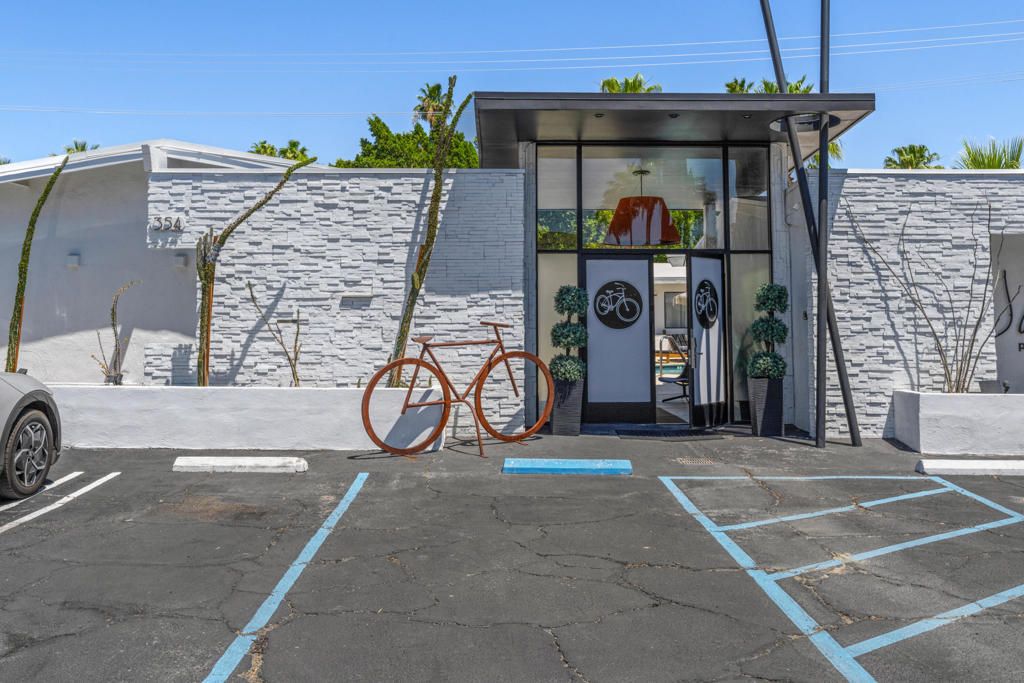 354 Stevens, Palm Springs