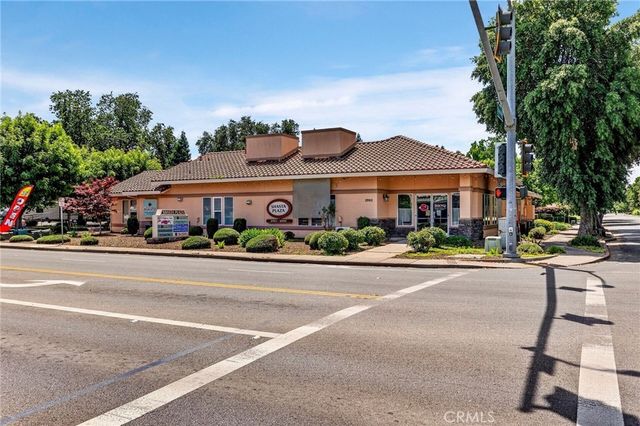 2995 Esplanade, Chico