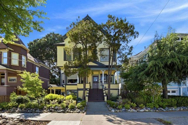925 Chestnut Street, Alameda