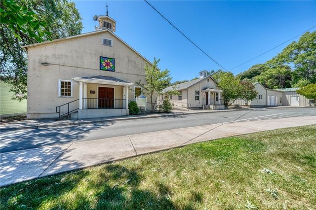 12487 The Plaza, Clearlake Oaks
