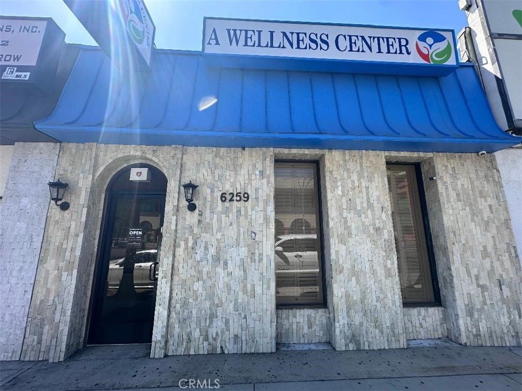 6259 Van Nuys, Van Nuys