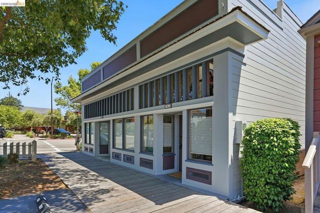 820 Delaware St, Berkeley