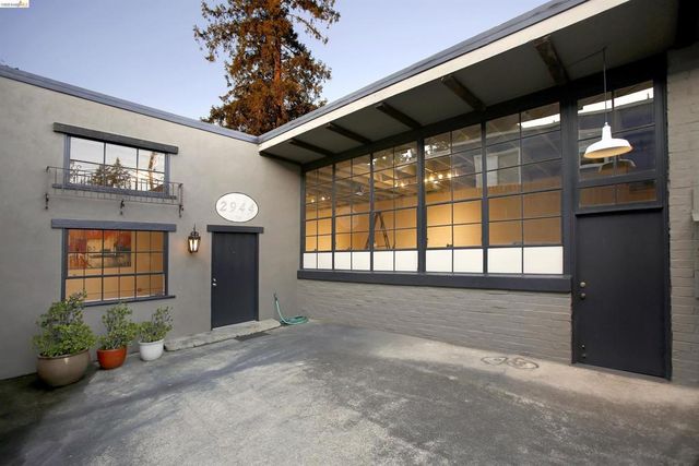 2946 Macarthur Blvd, Oakland