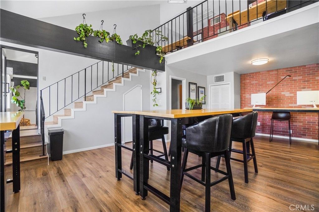 2734 E Broadway # 8, Long Beach