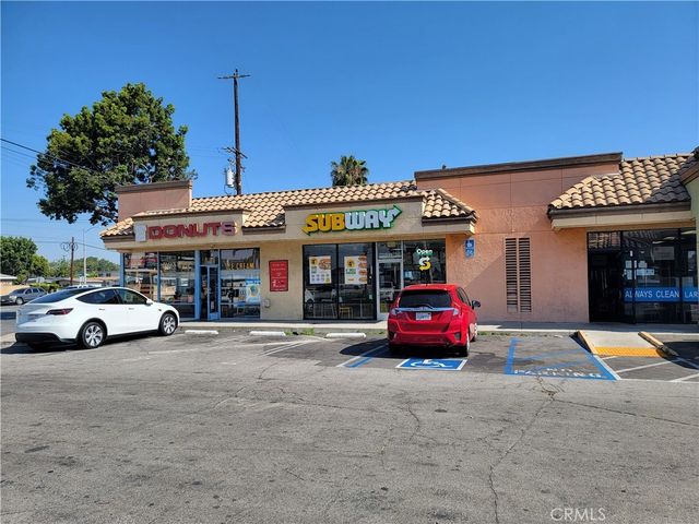 22222 Main, Carson