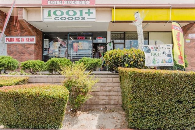 7910 Foothill Boulevard, Sunland