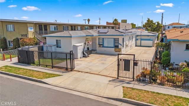 14920 Chadron, Gardena