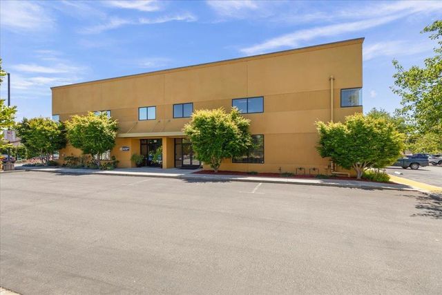 125 Hangar Way # 110, Watsonville