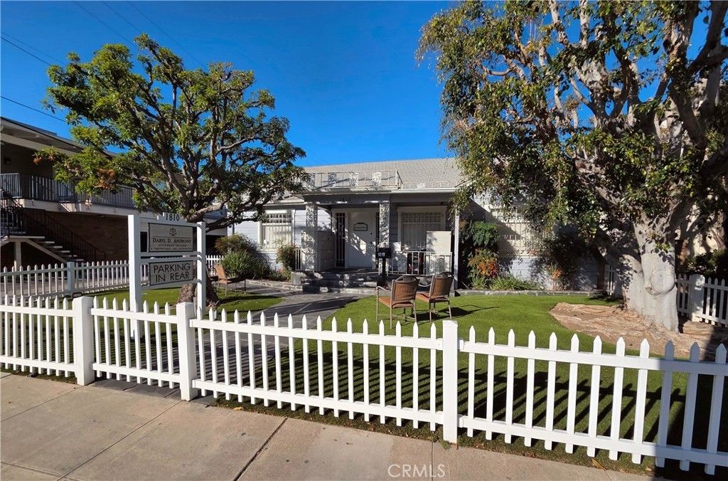 1810 N Broadway, Santa Ana