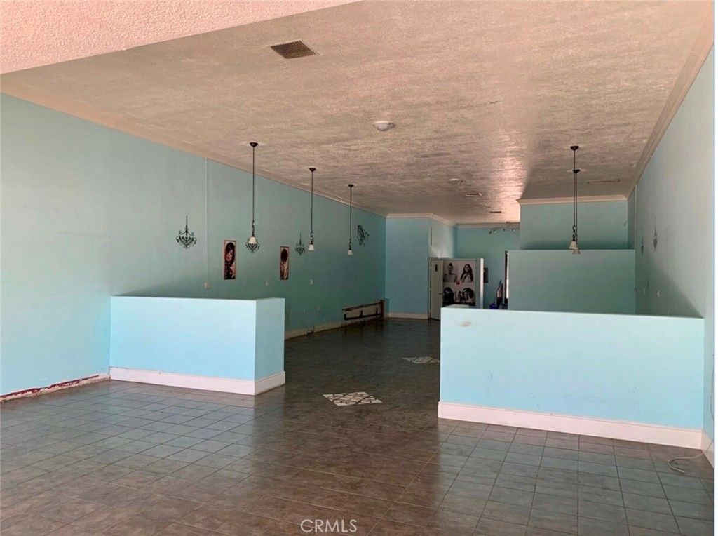 3317 W Burbank, Burbank