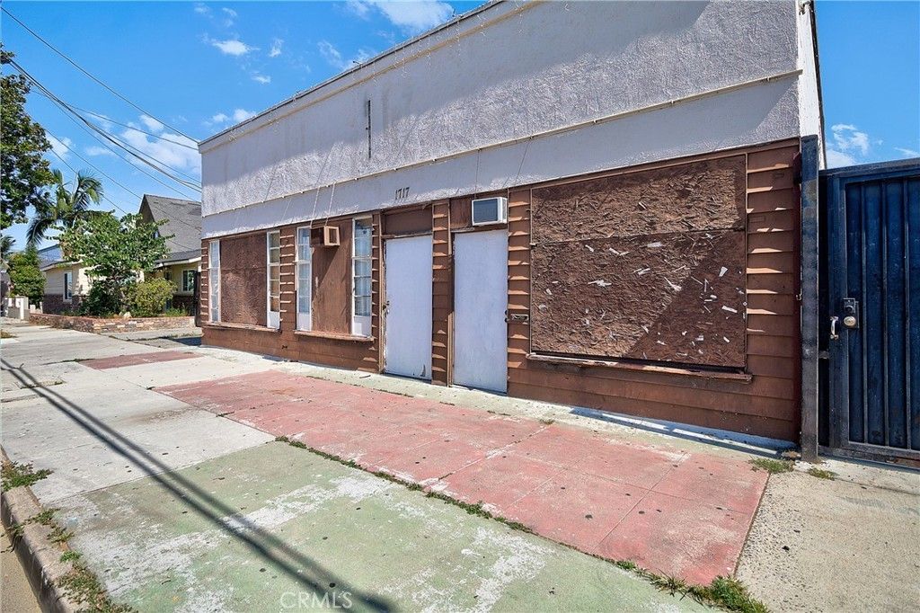 1717 W Santa Ana Blvd, Santa Ana