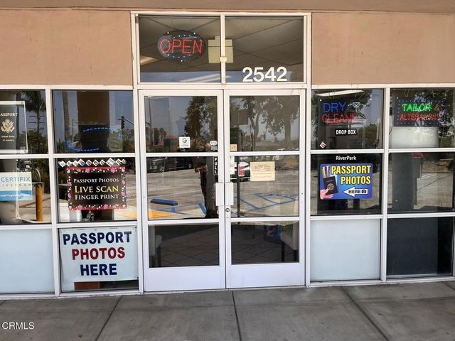 2542 E Vineyard Avenue, Oxnard