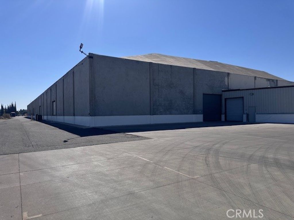 2777 D State Hwy 59 N # D, Merced
