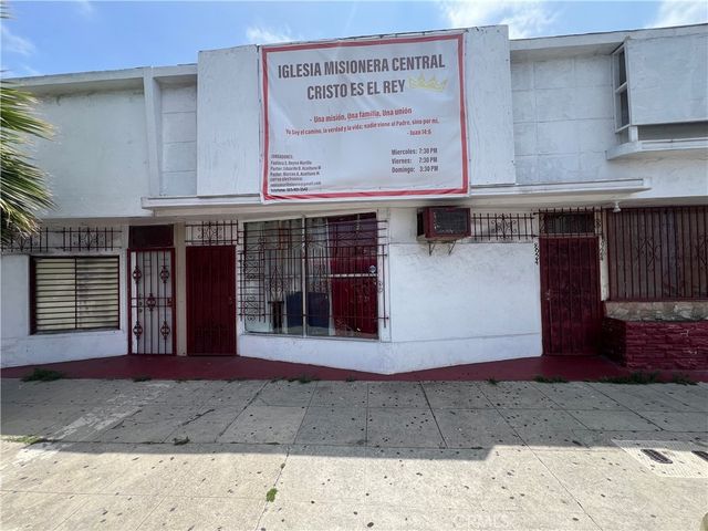 8920 S Western, Los Angeles