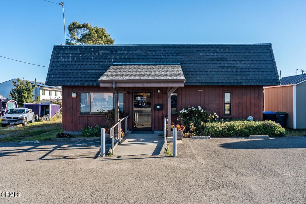 483 E Chestnut Street, Fort Bragg
