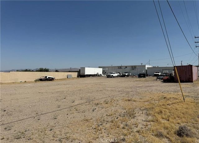 1560 State Street, Barstow