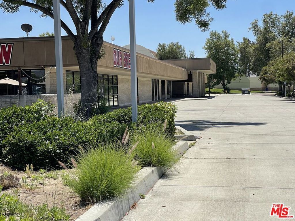 195 N Del Rosa Avenue, San Bernardino