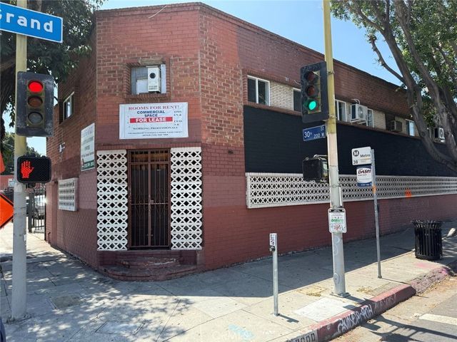 3000 S Grand Avenue, Los Angeles