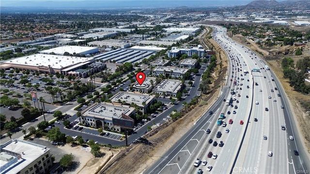 2079 Compton Avenue, Corona