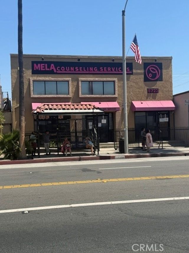 5723 Whittier, Los Angeles