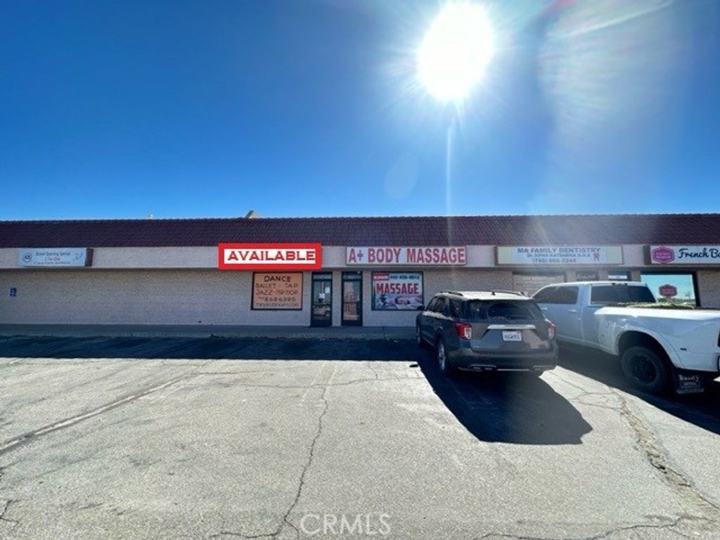4369 Phelan Road, Phelan