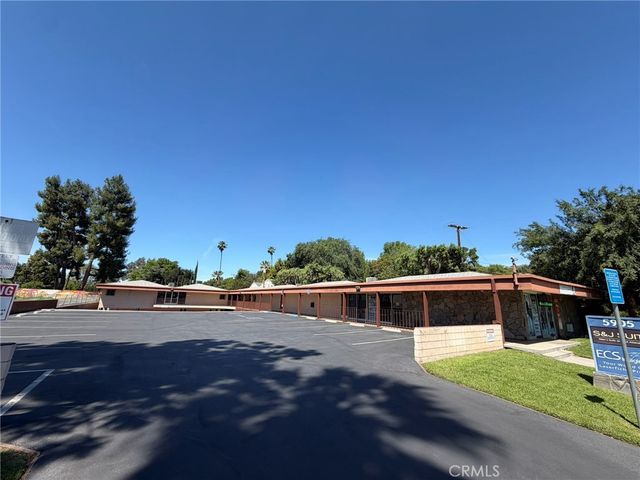 5905 Brockton Avenue, Riverside