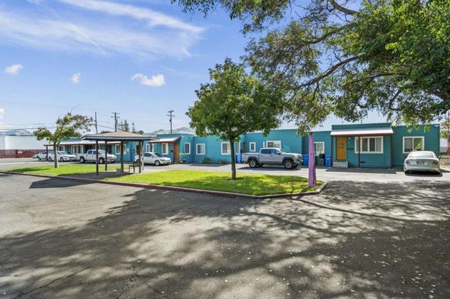 1015 S A Street, Santa Rosa