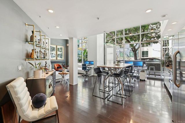 350 W Ash St Street W # 102, San Diego