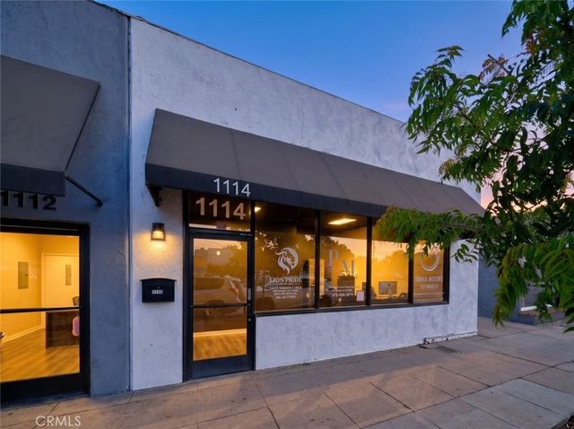 1114 W Magnolia Boulevard, Burbank