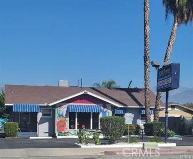 1247 W San Bernardino Road, Covina