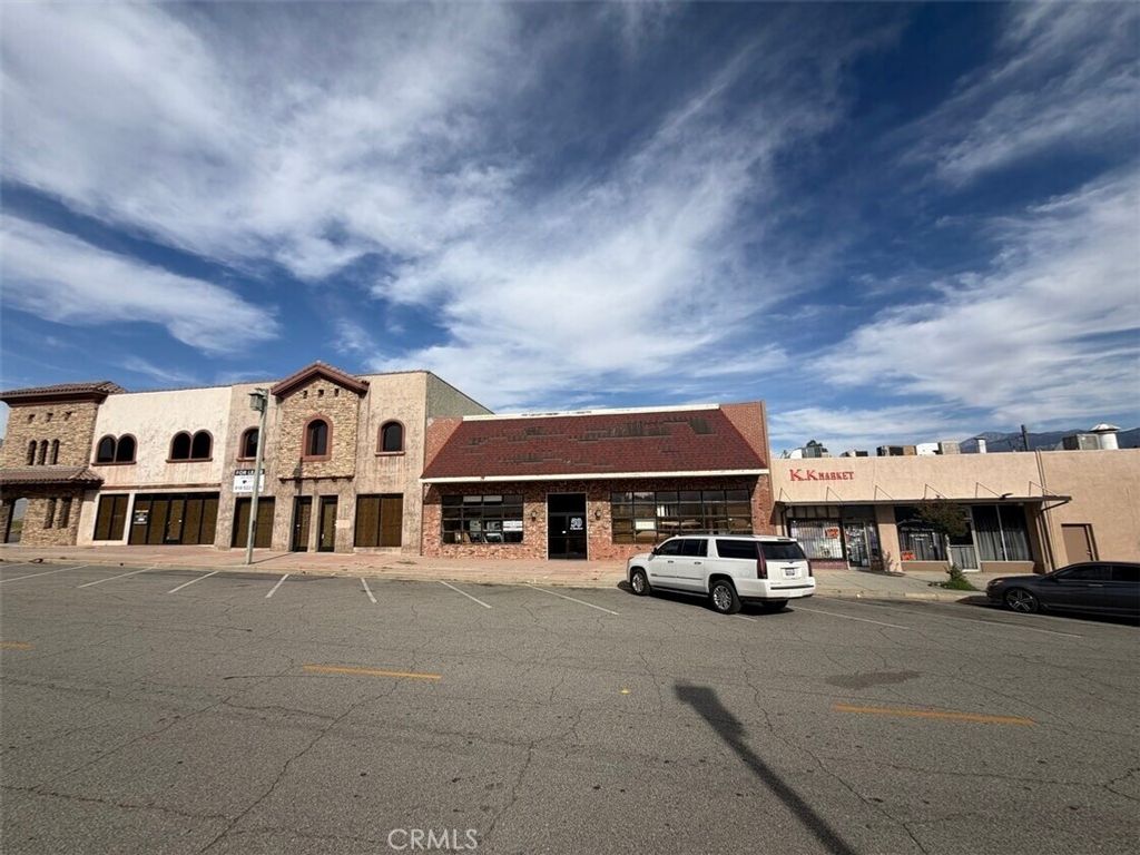 50 N 1st, Banning